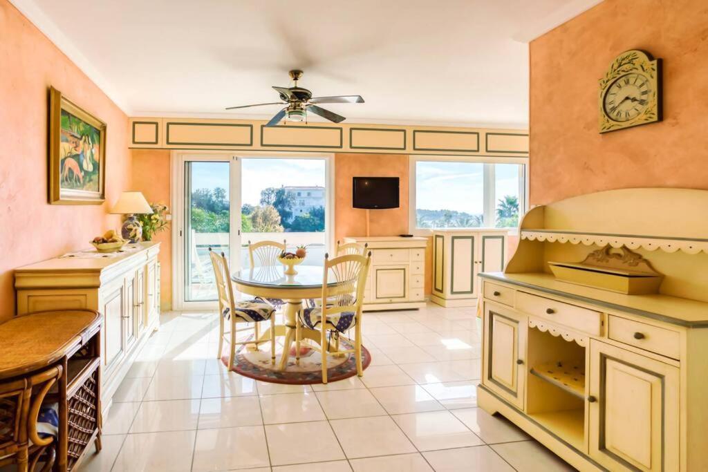 앙티브 A6- 2 Bdr Incredible Sea View - Ac, Garage & Terrace 아파트 외부 사진